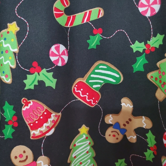 Festive Black Holiday Print Women's Tunic - Picture 3 of 7